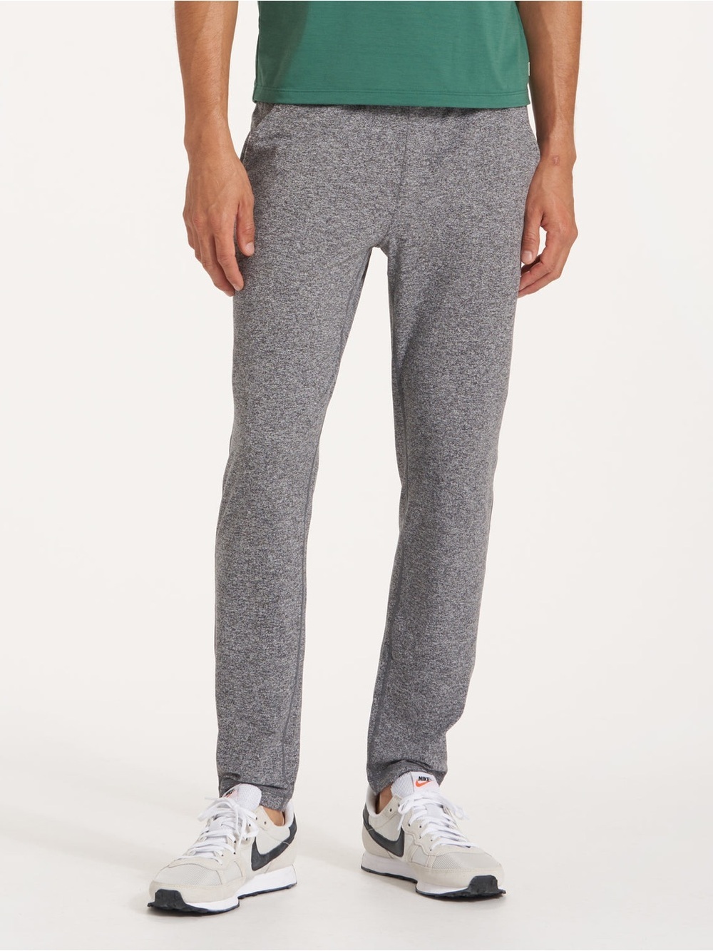 Vuori Ponto Performance Pant 30" size small V418